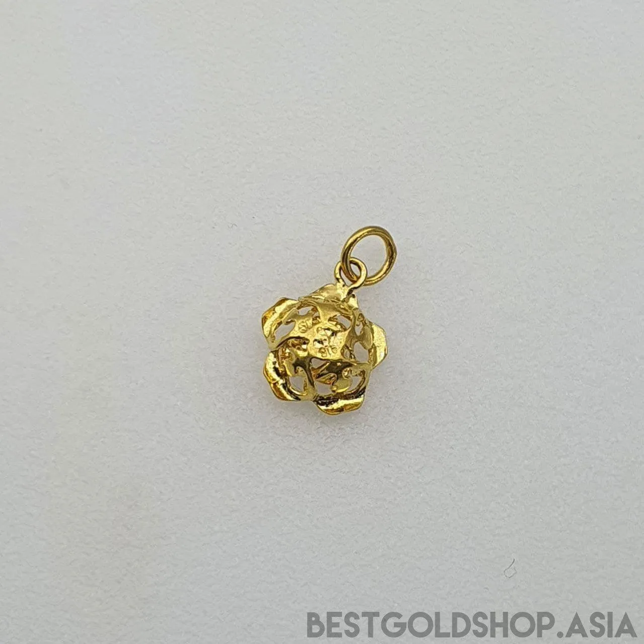 22k / 916 Gold Rose Pendant