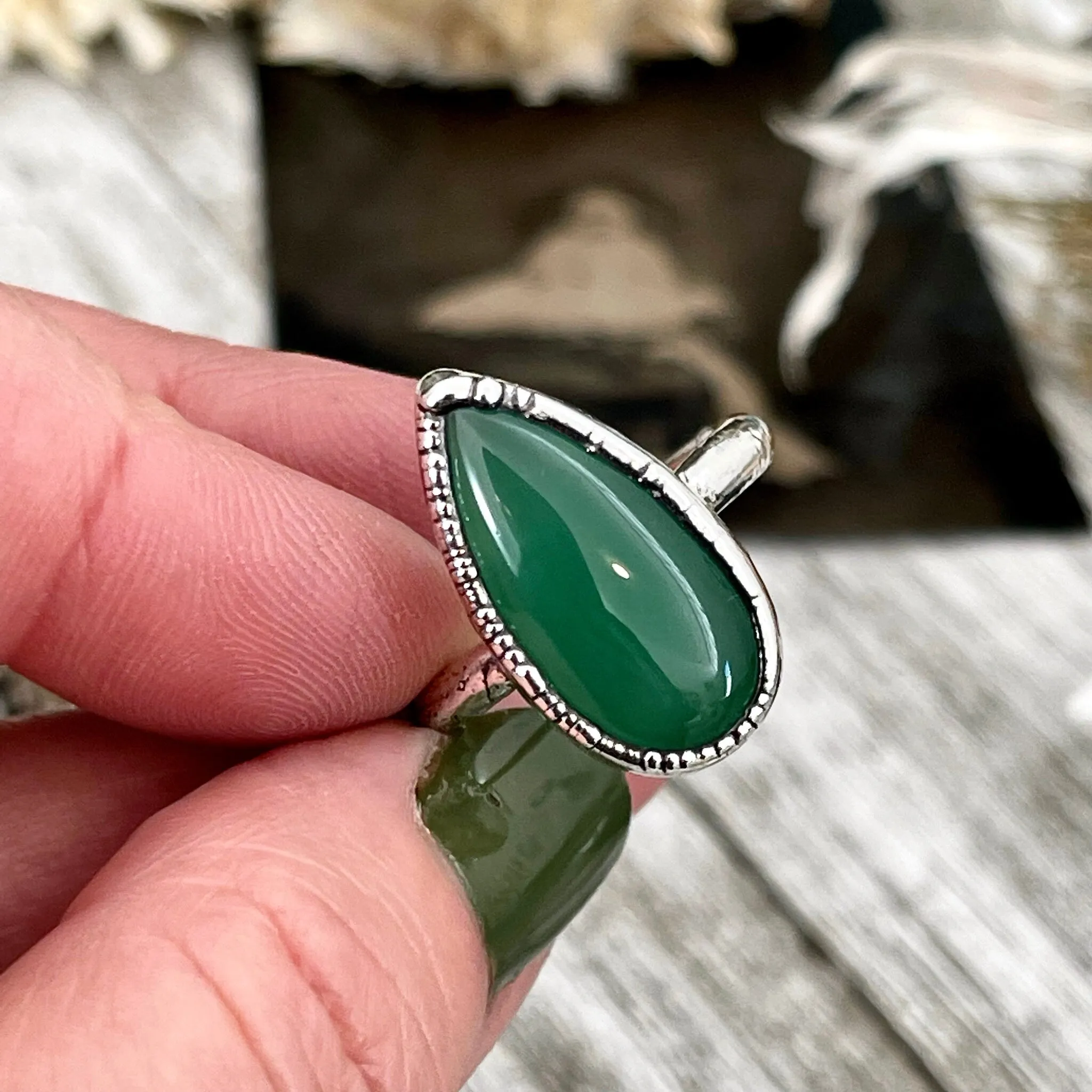 Green Agate Ring in Fine Silver Size 7 8 9 10 /  Large Crystal Ring  - Green Stone Ring - Silver Crystal Ring - Bohemian Jewelry