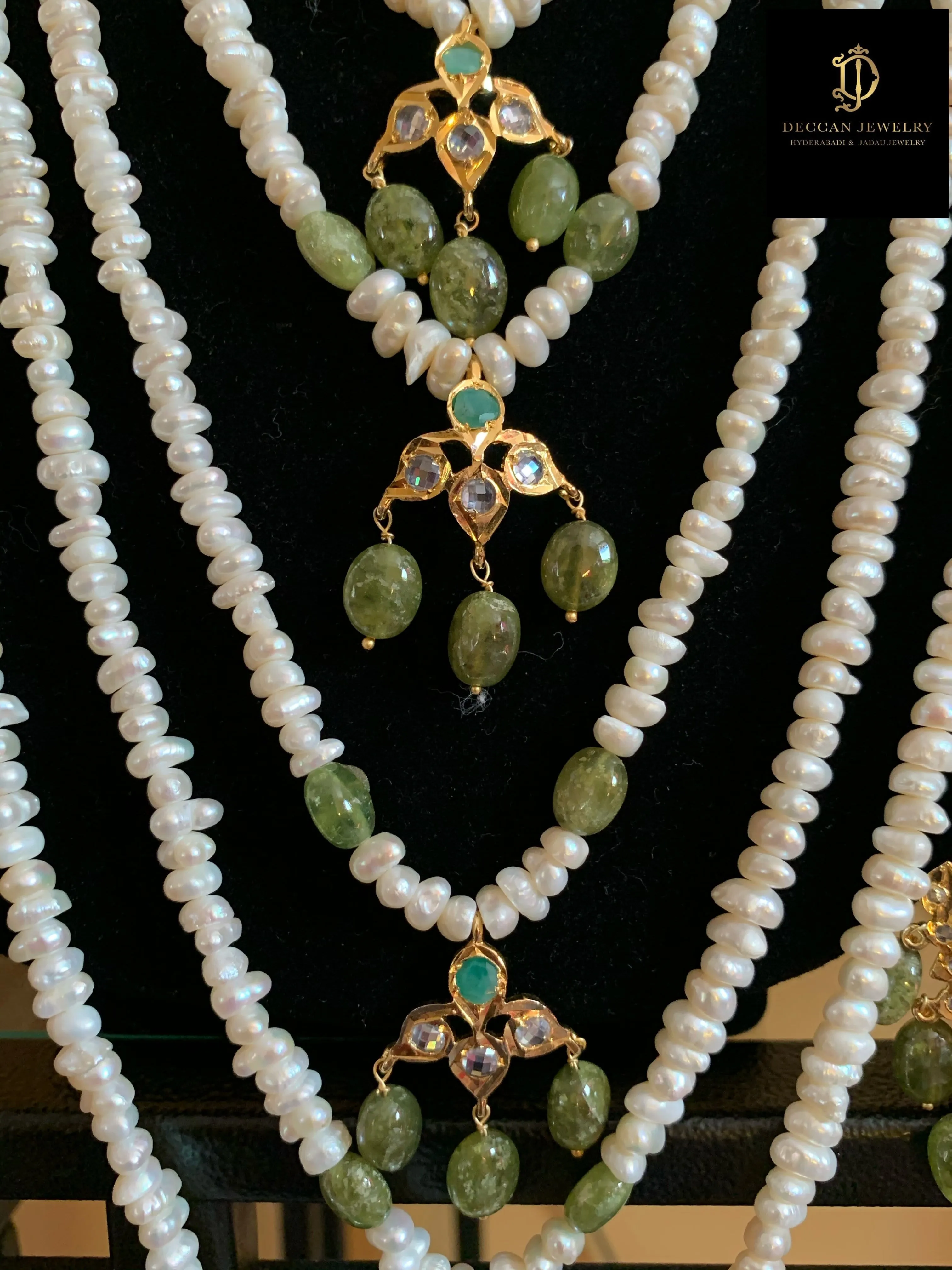 INSIA BRIDAL SET IN EMERALDS ( SHIPS IN 4 WEEKS  )