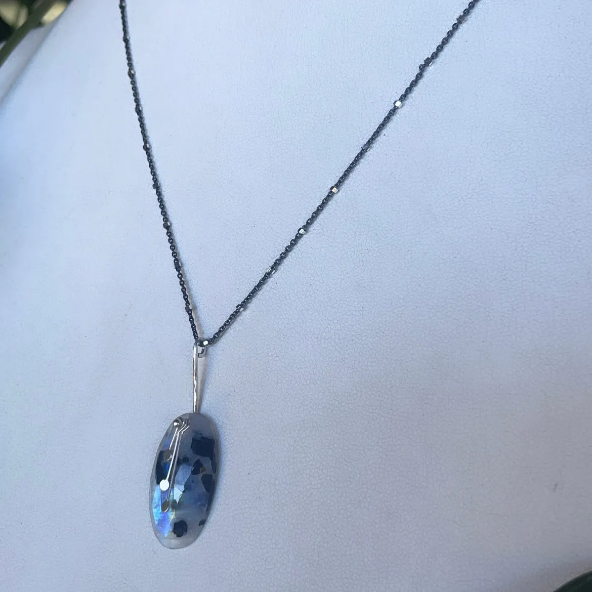 Pendulum Dots oval rainbow moonstone necklace