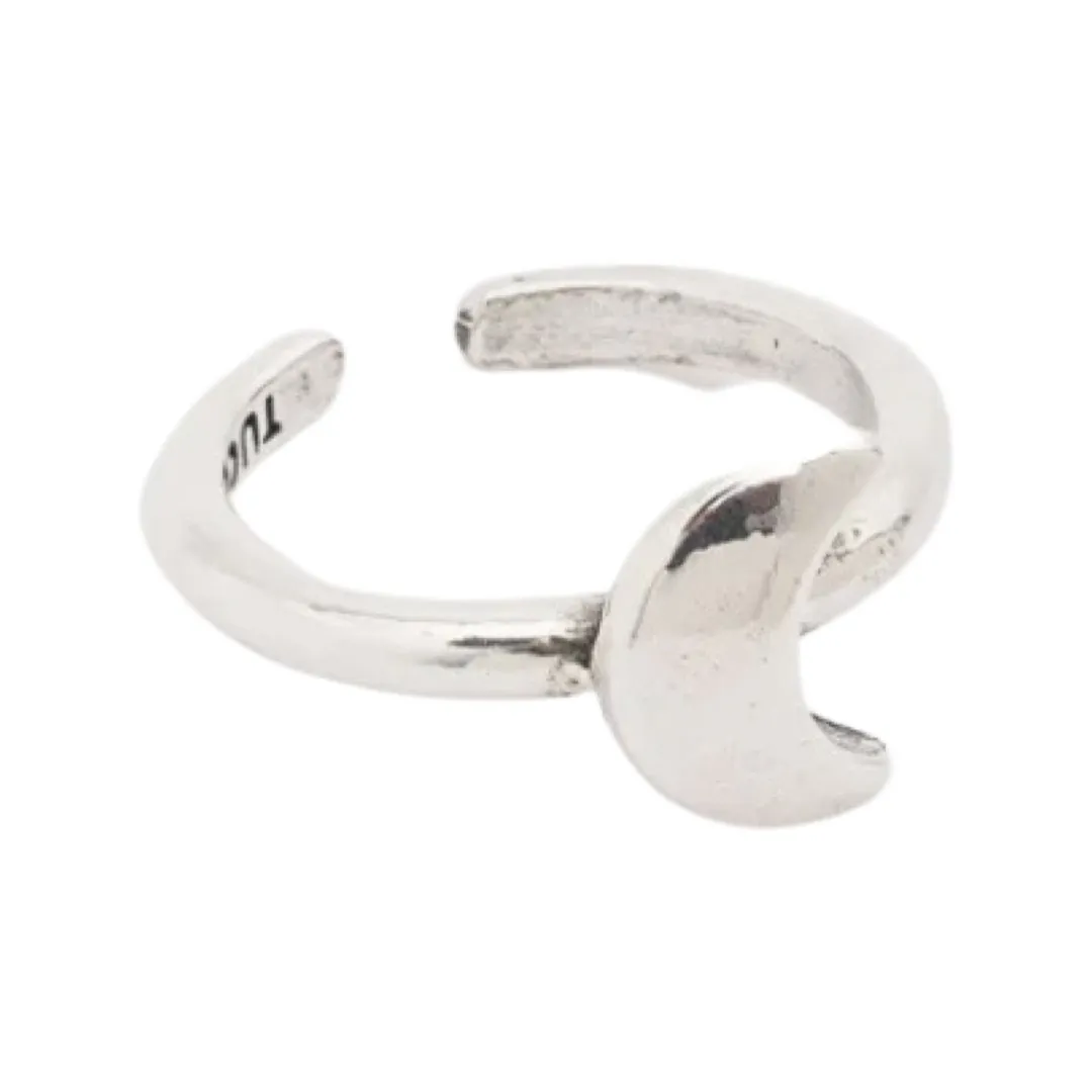 TUCCO SOLID HALF-MOON ADJUSTABLE RING